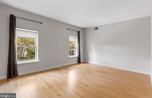 2417 Grays Ferry Ave, Philadelphia PA  19146-2450 exterior