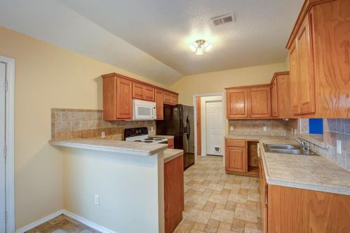 1716 Fred St, Greenville TX  75401-2374 exterior