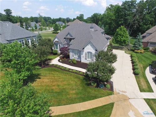 4341 Pine Ridge Cir, Monclova, OH 43542-8308