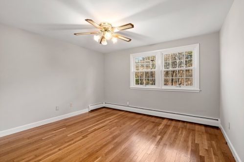 901 Randolph Ave, Milton MA  02186-3404 exterior