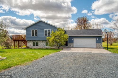 2486 89th Ave, East Farmington, WI 54020-4548