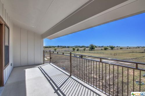 659 Thormeyer Rd, Seguin, TX 78155-0309