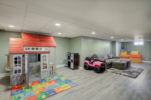 380 Macready Ave, Liberty Township OH  45050 exterior