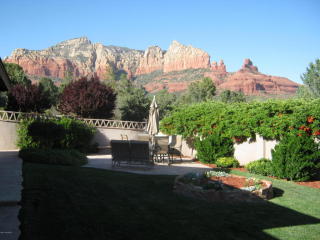 537 Schnebly Rd, Sedona, AZ 86336-4013