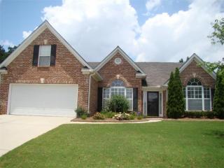 1220 Chandler Ridge Dr, Lawrenceville, GA 30045-8141