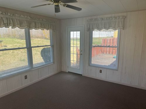 1913 Fairway Dr, Springfield OH 45504-1218 exterior