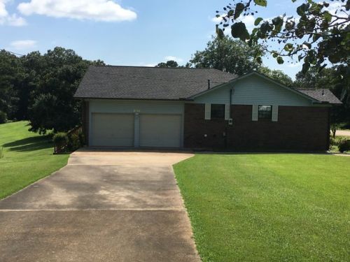 343 Dixie Rd, Fulton, MS 38843-9463