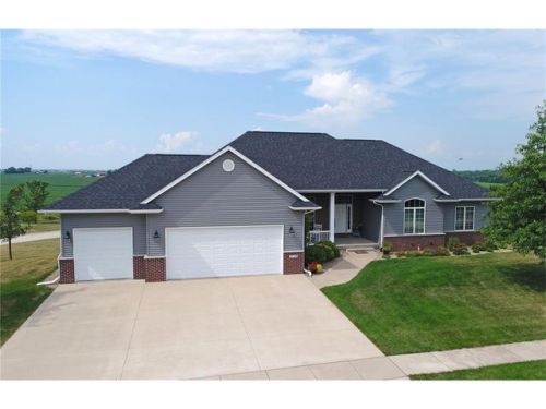 2790 Prairie View Dr, Swisher, IA 52338-9479