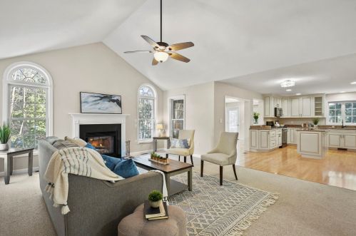 17 Mtn Vw Ct, Keene NH 03431-4933 exterior