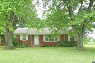 2174 Old Gardner Rd, Martin, TN 38237-5264