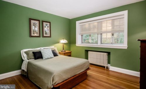 527 Tennis Ave, Prospectville PA 19002-6016 exterior