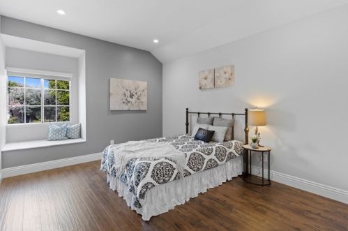 584 Andover Dr, Anaheim CA  92807-4606 exterior