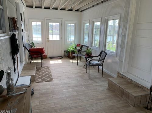 89 Bearfort Rd, West Milford Lakes NJ  07480-1401 exterior