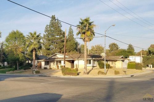 3301 Sterling Rd, Bakersfield, CA 93306-3655