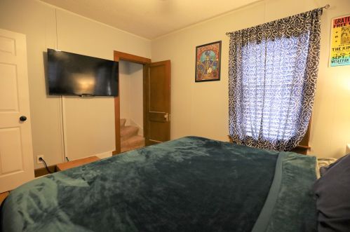 30 Eastern Ave, Covington KY 41018-1922 exterior