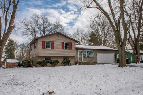54570 Bethany Dr, Mishawaka IN  46545-2221 exterior