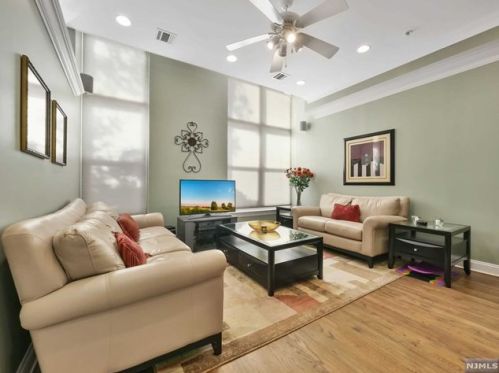 280 Main St, West Paterson NJ  07424-1236 exterior