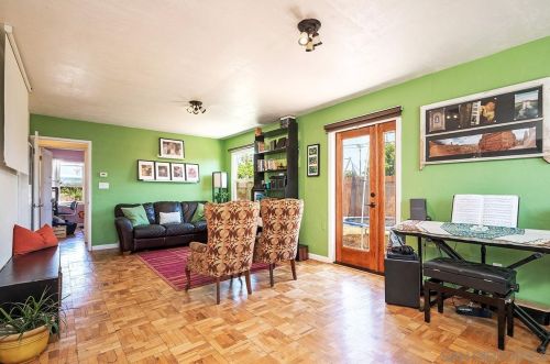 3494 Hershey St, San Diego, CA 92115-6901