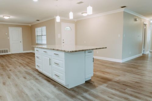 3217 Timothy St, Apopka FL  32703-6047 exterior