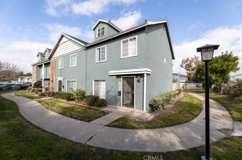 7206 Santa Isabel Cir, Buena Park CA  90620-3138 exterior