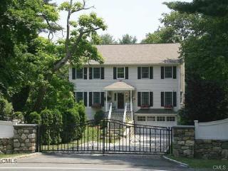 148 Chestnut Hill Rd, Norwalk, CT 06851-1912