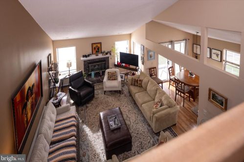 314 American Eagle Ct, Trenton NJ 08648-2558 exterior