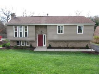 106 Lammert Dr, Glenshaw, PA 15116-1137