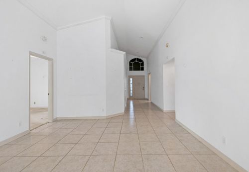 5092 Robino Cir, West Palm Beach, FL 33417-3303