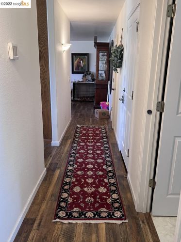 233 Menzel Rd, Hollister CA  95023-9745 exterior