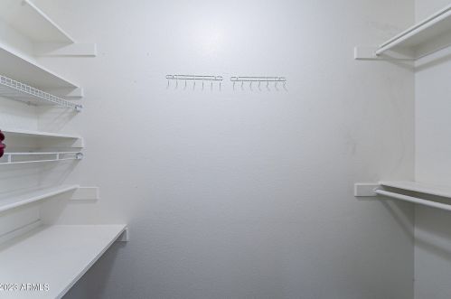 12245 41st Ave, Phoenix AZ 85029-2947 exterior