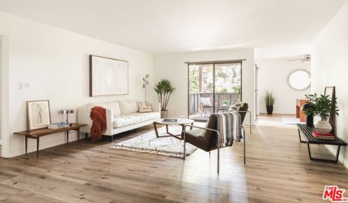3933 Virginia Rd, Long Beach, CA 90807-2655