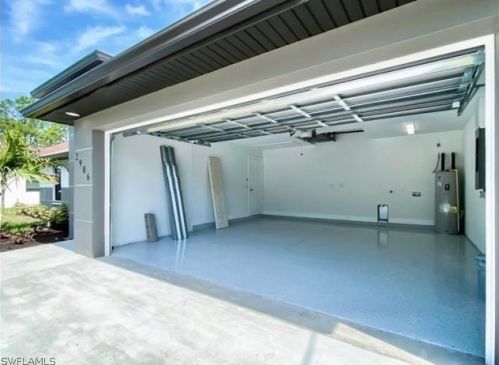 524 Lone Star Ln, Lehigh Acres FL  33974-0778 exterior