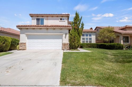 4155 Vahan Ct, Lancaster, CA 93536-6839