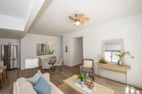 1704 Ebers St, San Diego CA  92107-3504 exterior