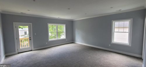 6912 Westlawn Dr, Falls Church VA  22042-2653 exterior