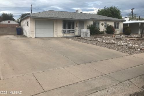 1119 Duquesne Dr, Tucson, AZ 85710-4737