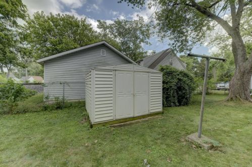 3405 173rd St, Hammond IN  46323-2768 exterior