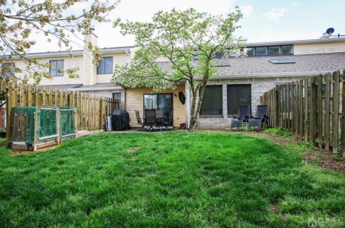 42 Front Ct, Old Bridge NJ  08857-1943 exterior