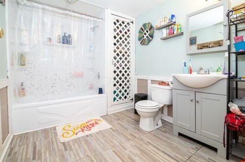 223 Perrin Ave, Springfield OH 45506-2725 exterior