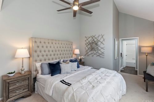 126 33 St, Newport Beach CA  92663-3028 exterior