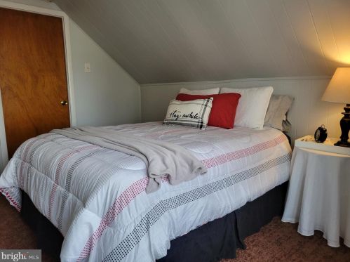 220 New Jersey Ave, Camden NJ  08108-1612 exterior