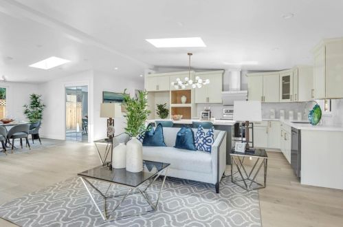 330 Anna Ave, Mountain View CA  94043-4104 exterior