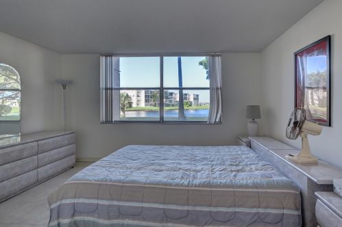 14623 Bonaire Blvd, Delray Beach FL  33446-1784 exterior