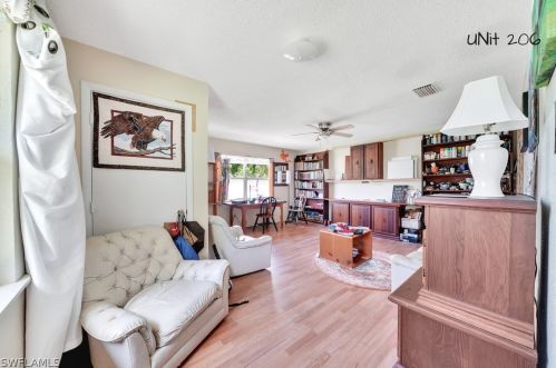 206 Fred Conner St, Avon Park Lakes, FL 33825-4602