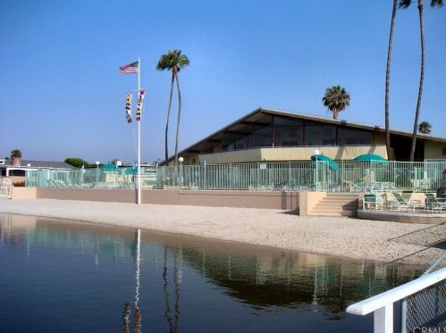 137 Liberty, Newport Beach CA  92660-6143 exterior