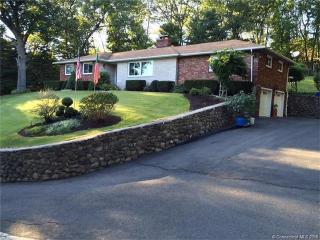 900 Prospect St, Union City, CT 06770-2228