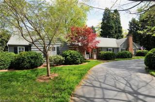 987 Wellington Rd, Winston Salem, NC 27106-5622