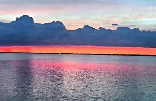 534 Paradise, Galveston TX  77554-6189 exterior