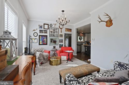 883 Walnut St, Lemoyne PA  17043-1556 exterior