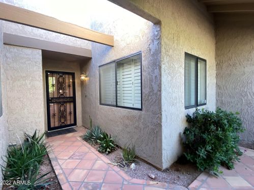 5650 78th Pl, Scottsdale AZ  85250-6560 exterior